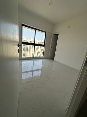 Room in 2 BHK Apartment at Runwal Gardens, Dombivli East – for Rent