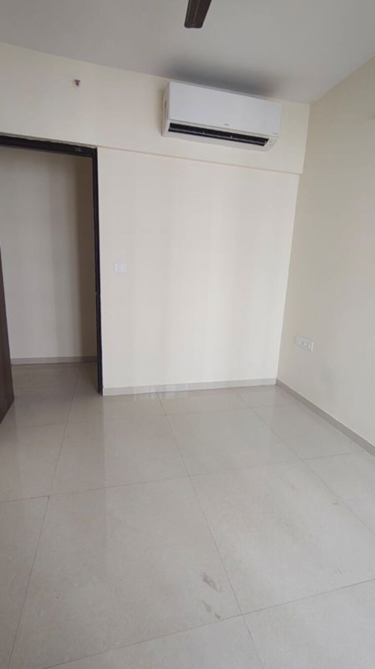 Room, lodha-palava-city 1 Bedroom 534 Sq.Ft. Apartment In Dombivli East Thane 10101429