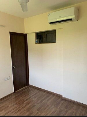 Room in 2 BHK Apartment at Lodha Palava City, Dombivli East – for Rent