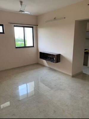 Room in 2 BHK Apartment at Lodha Palava City, Dombivli East – for Rent