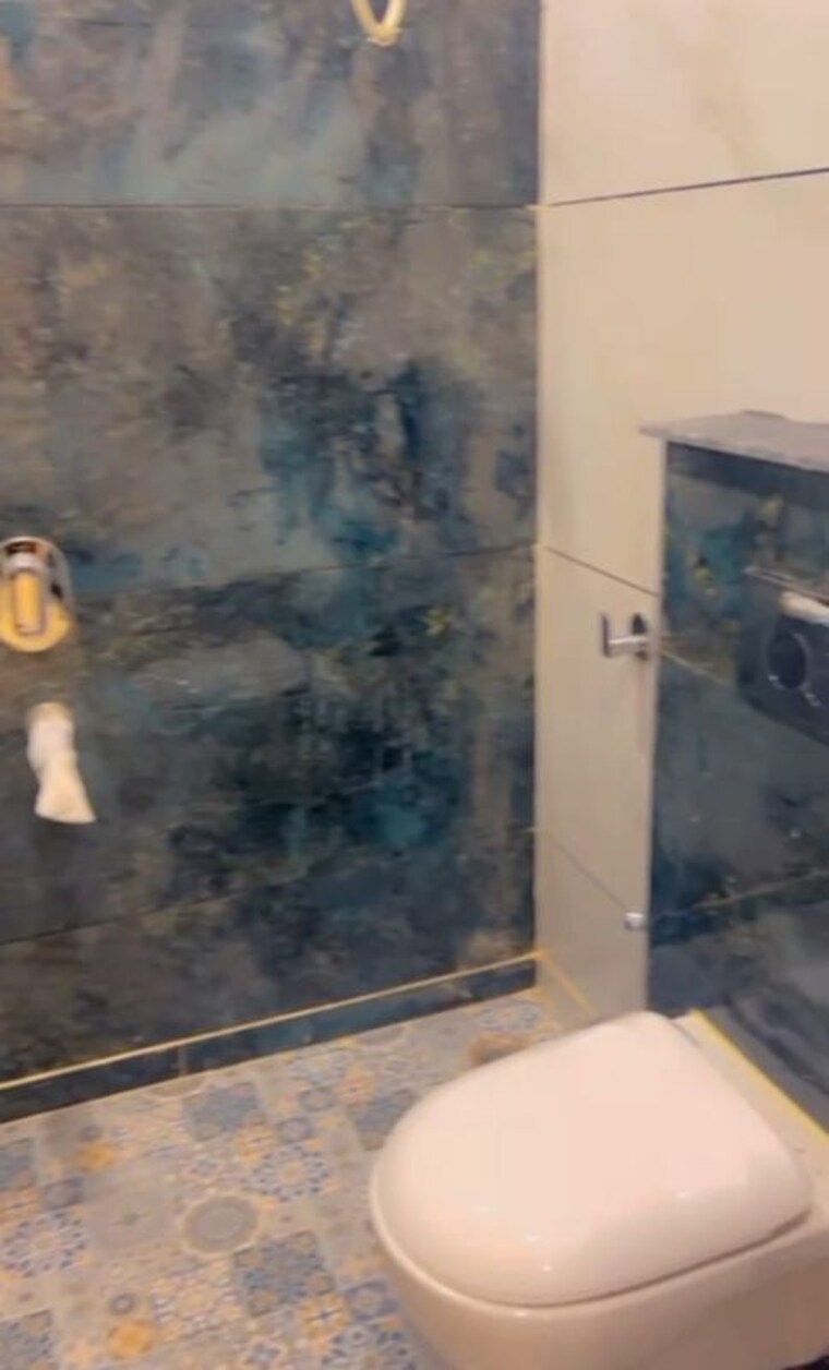 Bathroom, alliance-the-eminence 1 Bedroom 400 Sq.Ft. Apartment In Singhpura Zirakpur 10101655