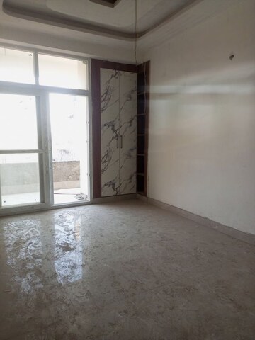 1 BHK Builder Floor For Sale in SRS Apartments, Sector 73