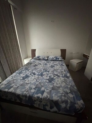 Bedroom in 2 BHK Apartment at Prestige Jasdan Classic, Mahalaxmi – for Rent