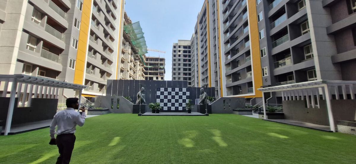 2 BHK Apartment For Rent in Pristine Allure