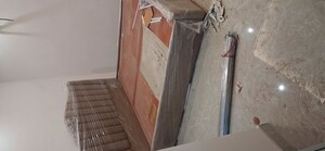 Furnished Amenities in 1 RK Builder Floor at Unitech South City 1, South City 1 – for Rent