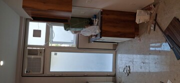 Furnished Amenities in 1 RK Builder Floor at Unitech South City 1, South City 1 – for Rent