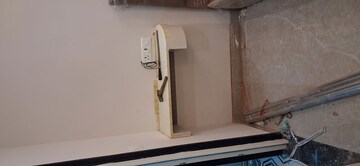 Building Lobby in 1 RK Builder Floor at Unitech South City 1, South City 1 – for Rent