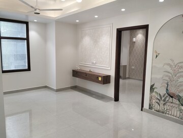 Room in 3 BHK Builder Floor at Malviya Nagar – for Sale