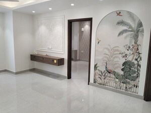 Room in 3 BHK Builder Floor at Malviya Nagar – for Sale