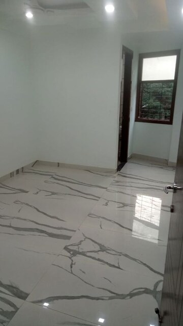 Room in 3 BHK Builder Floor at Khirki Extension – for Sale