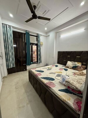 Bedroom in 2.5 BHK Builder Floor at Chattarpur – for Rent