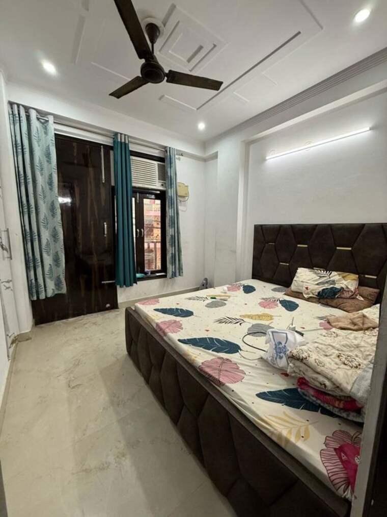 Bedroom, chattarpur 2.5 Bedroom 800 Sq.Ft. Builder Floor In Chattarpur Delhi 10102122