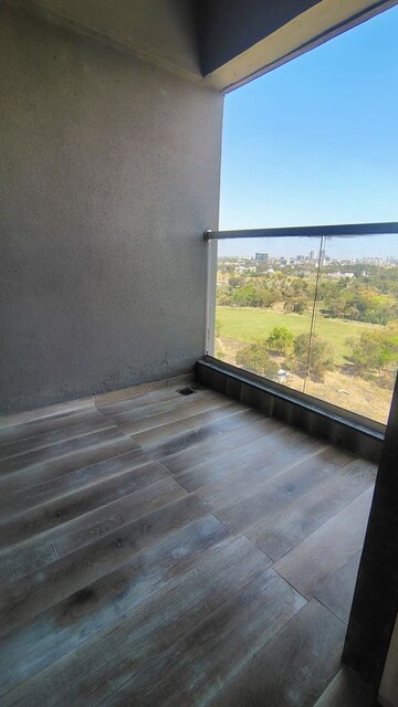 2 BHK Apartment For Sale in Kohinoor Sapphire 2, Tathawade