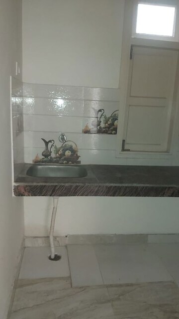 1 RK Builder Floor For Rent in Mayur Vihar