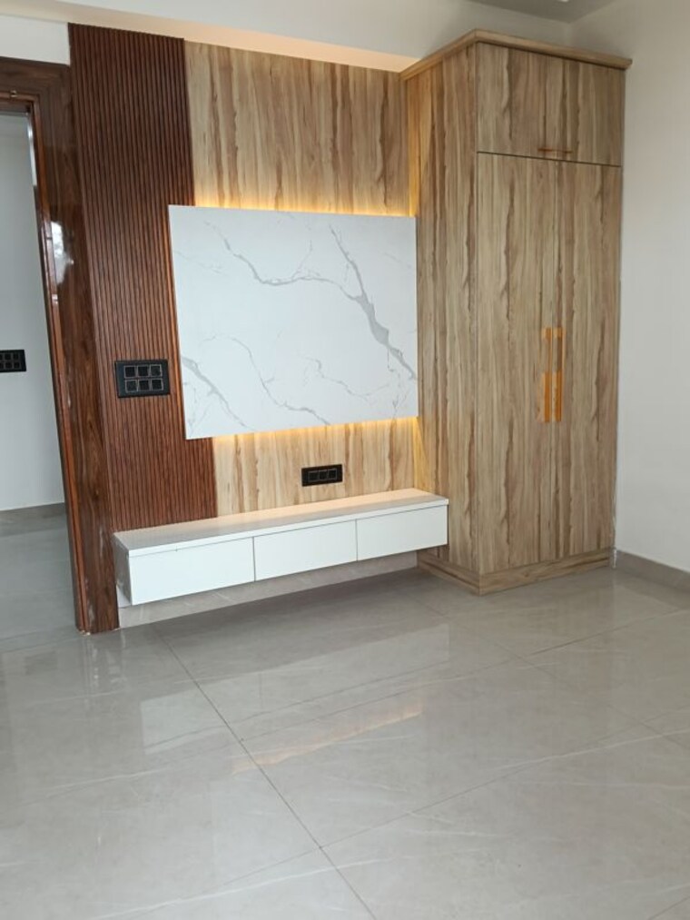 Room, rajendra nagar sector 5 5 Bedroom 365 Sq.Yd. Builder Floor In Rajendra Nagar Sector 5 Ghaziabad 10097116