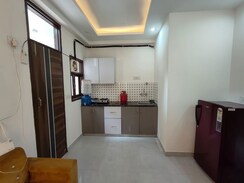 2 BHK Builder Floor For Rent in Paryavaran Complex