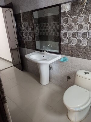 Bathroom in 3 BHK Villa at Sector 23 – for Rent