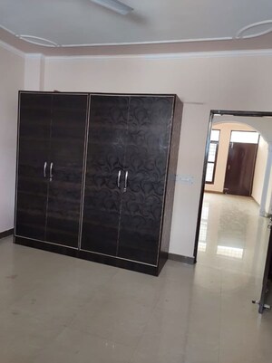 Bathroom in 3 BHK Villa at Sector 23 – for Rent