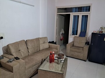 Bedroom in 2 BHK Builder Floor at Saket – for Rent