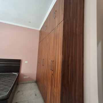 Building Lobby in 2 BHK Builder Floor at Global Arcade, Sector 42 – for Rent