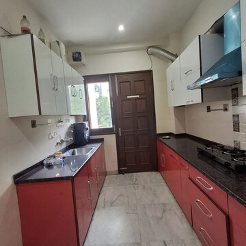 Kitchen in 2 BHK Builder Floor at Global Arcade, Sector 42 – for Rent