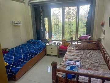 Bedroom in 2 BHK Apartment at Namaskar Apartment, Santacruz East – for Rent
