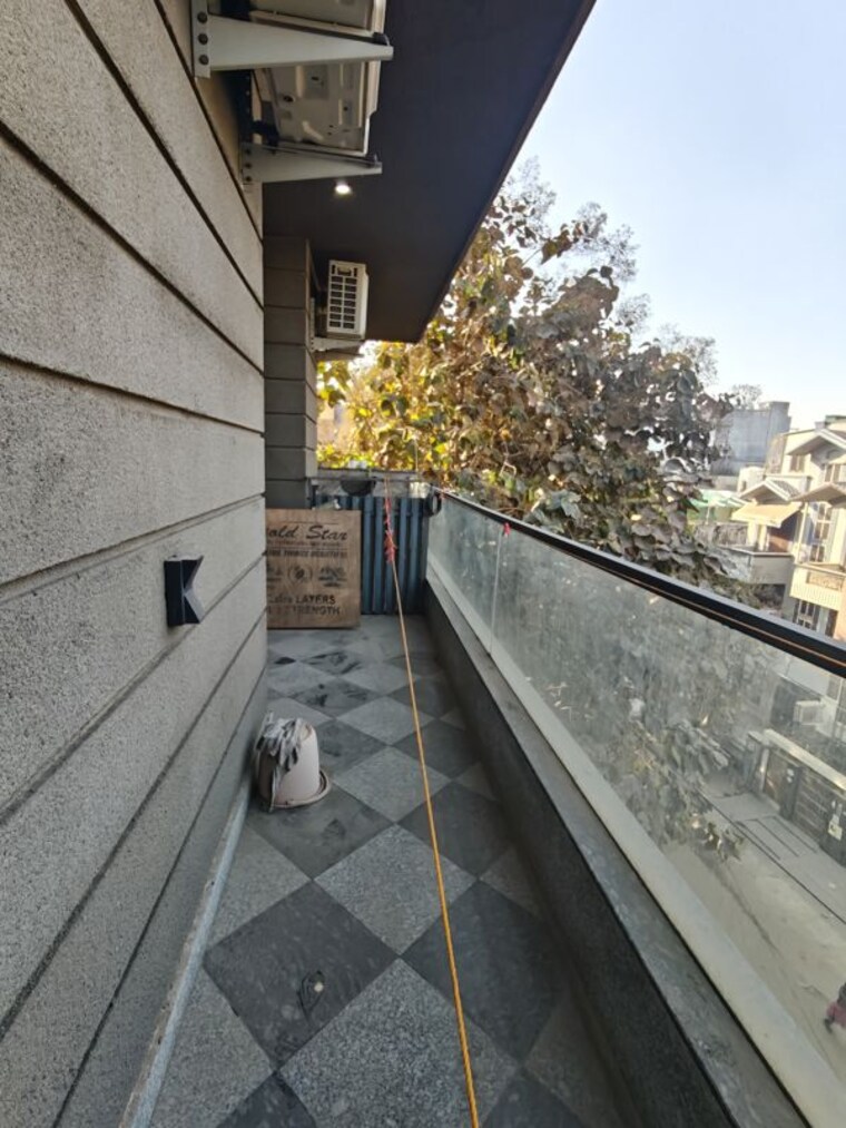 Balcony, ardee-city 2 Bedroom 240 Sq.Yd. Builder Floor In Sector 52 Gurgaon 10102345