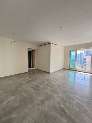 Room in 3 BHK Apartment at Raj Tattva, Kapur Bawdi – for Sale