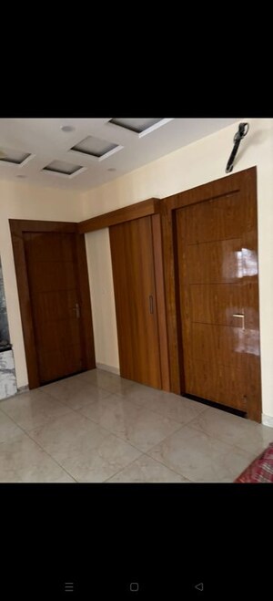 Room in 2.5 BHK Villa at Chak Kajehra – for Rent