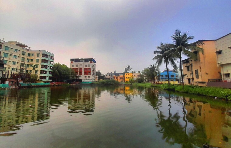 Swimming Pool, kaikhali 2 Bedroom 810 Sq.Ft. Apartment In Kaikhali Kolkata 10102394