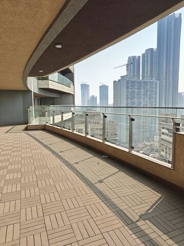 Balcony in 3 BHK Apartment at Lokhandwala Minerva Mahalaxmi, Mahalaxmi – for Rent