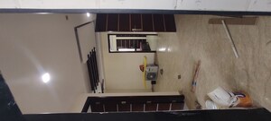 Furnished Amenities in 3 BHK Builder Floor at New Rajinder Nagar – for Sale