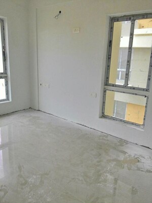 Room in 3 BHK Apartment at Rishi Ecoview, New Town Action Area ii – for Sale