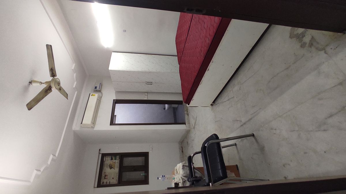 2 BHK + Study Room Builder Floor For Rent in Old Rajinder Nagar