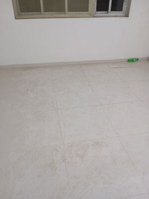 Room in 1 BHK Apartment at Vasundhara Society, Andheri East – for Sale