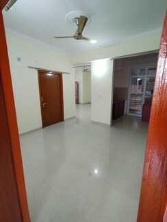 2 BHK Apartment For Rent in Aravali Enclave