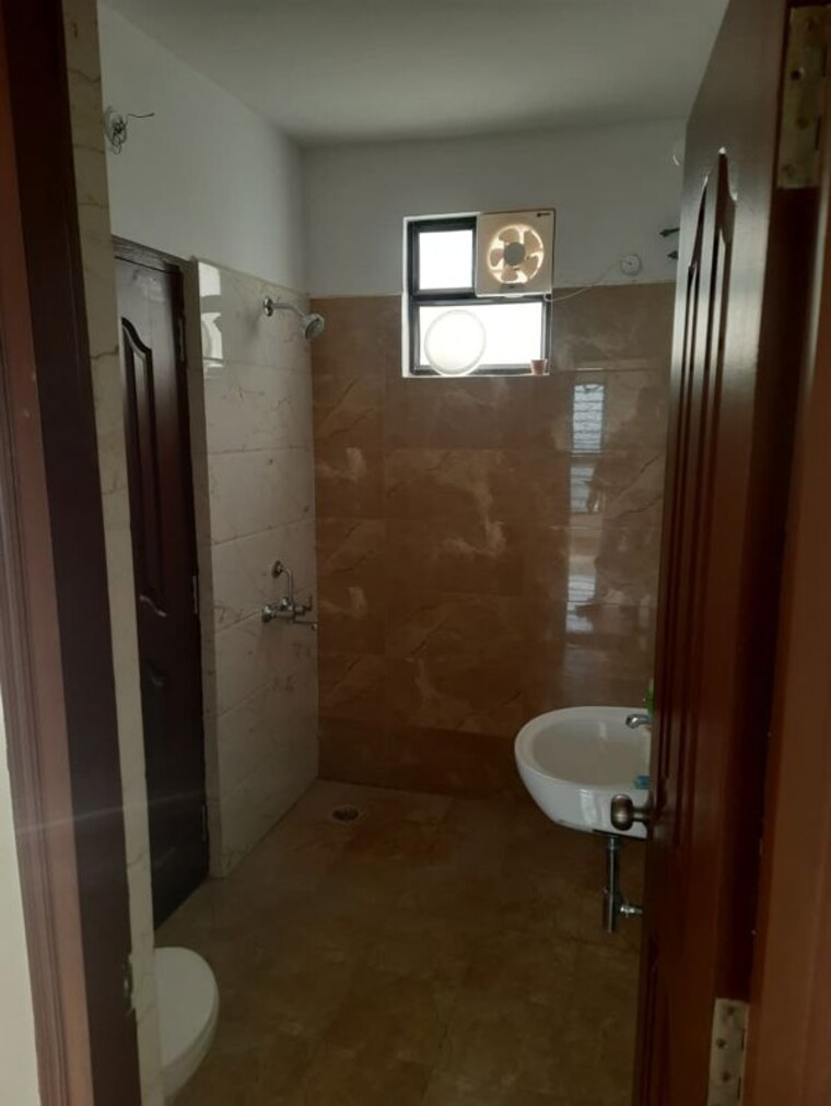 Bathroom, bbd-green-city 3 Bedroom 1260 Sq.Ft. Apartment In Gomti Nagar Lucknow 10102499