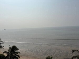 Parking in 2 BHK Apartment at Andheri West – for Rent