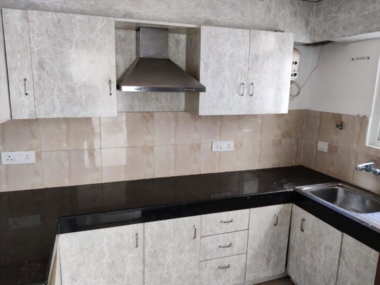 Kitchen, gomti nagar 3.5 Bedroom 1680 Sq.Ft. Apartment In Gomti Nagar Lucknow 10102509