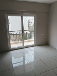 3 BHK Apartment For Sale in Amigo Regency