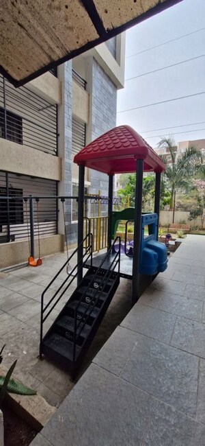 Parking in 3 BHK Builder Floor at Kondapur – for Rent