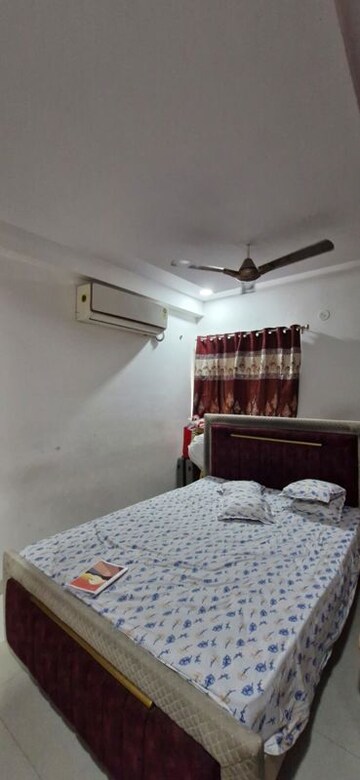 Living Room in 3 BHK Builder Floor at Kondapur – for Rent