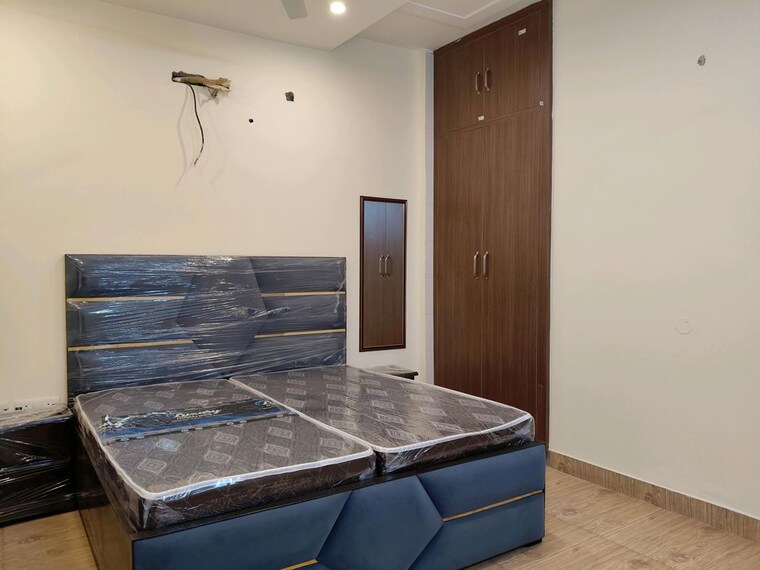 Bedroom, uday-arden-45 3 Bedroom 300 Sq.Yd. Builder Floor In Sector 45 Gurgaon 10102532