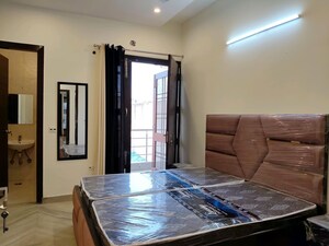 Bedroom in 3 BHK Builder Floor at Uday Arden 45, Sector 45 – for Rent