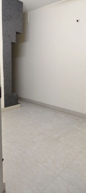 Bedroom in 2 BHK Builder Floor at Jeevan Bima Nagar – for Rent