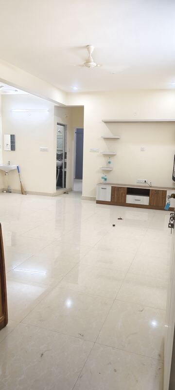 Living Room in 2 BHK Builder Floor at Jeevan Bima Nagar – for Rent