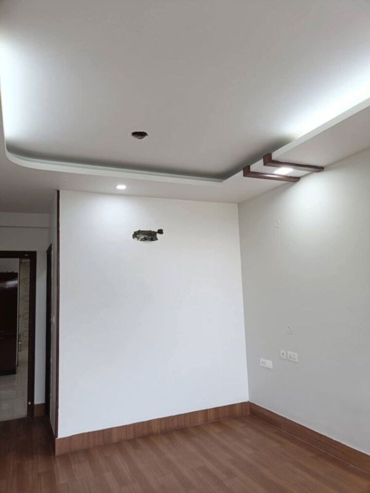 Room, pir machalla 3 Bedroom 1850 Sq.Ft. Apartment In Pir Machalla Zirakpur 10102538