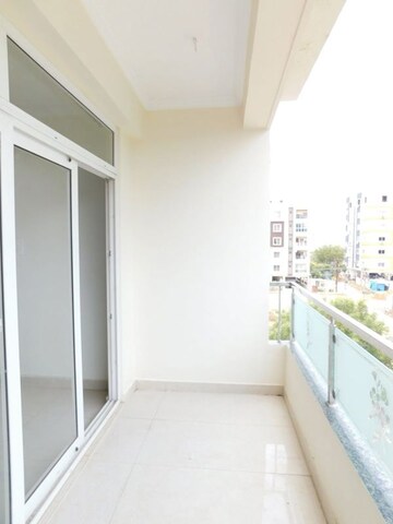 Building Lobby in 3 BHK Builder Floor at Kondapur – for Rent