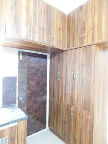 Furnished Amenities in 3 BHK Builder Floor at Kondapur – for Rent