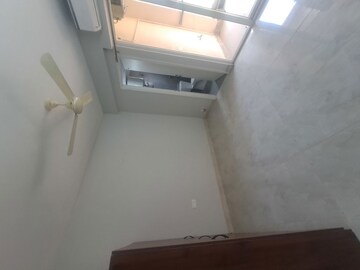 Furnished Amenities in 3 BHK Apartment at Signature Global City, Sector 37d – for Rent